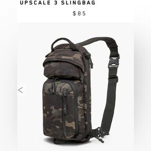 Upscale 3 Slingbag. Black Multicam